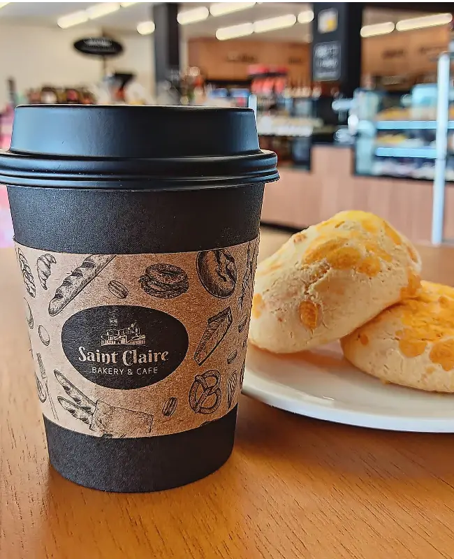 cafe com pao de queijo padaria em curitiba