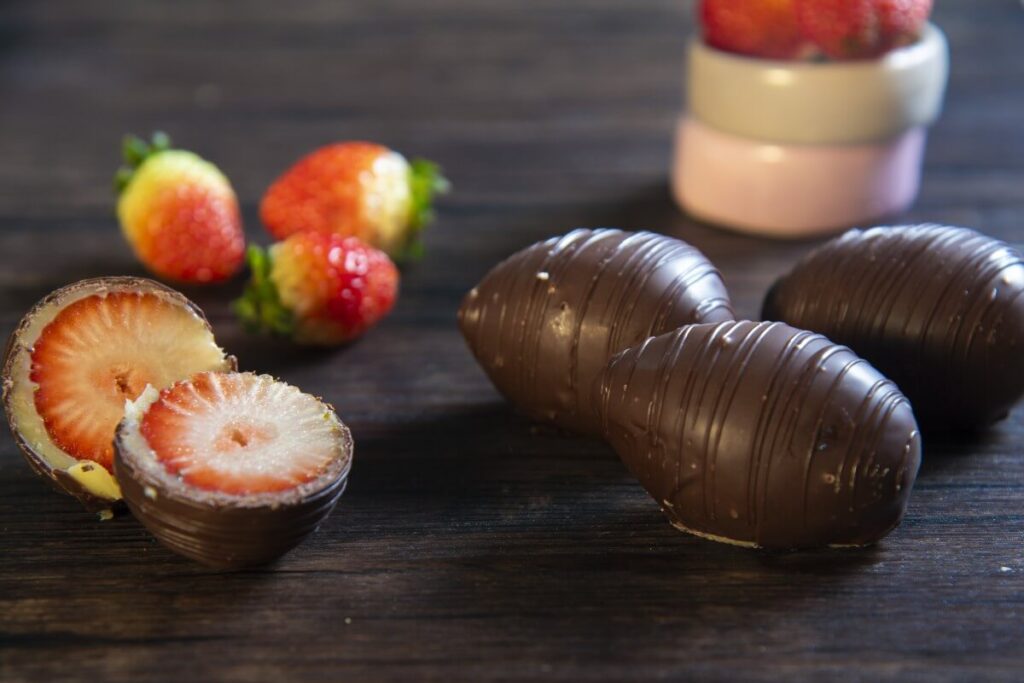 morango com chocolate